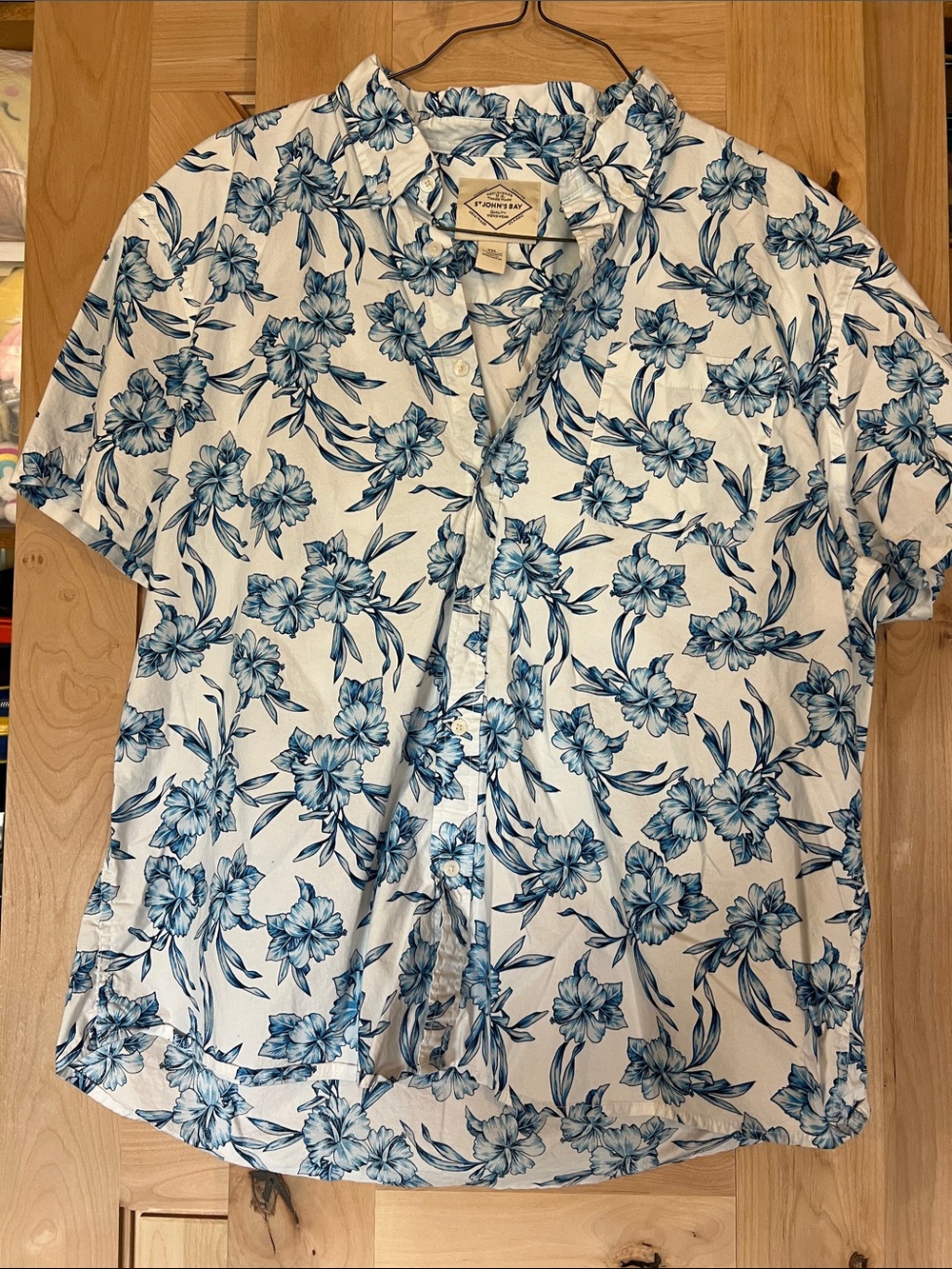 St. John's Bay White Short-Sleeve Button-Down Shirt with Blue Floral Print